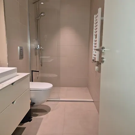 Cba Sweat Waterfront Apartment Belgrade